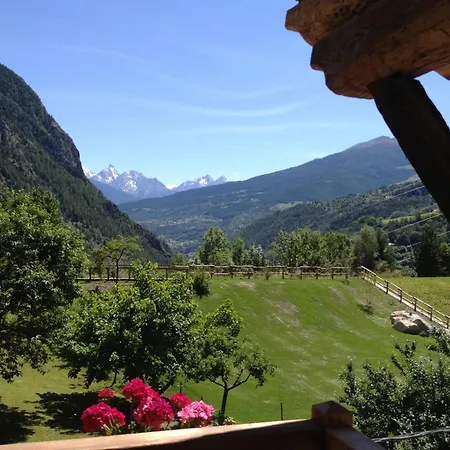 Le Petit Relais Hotel