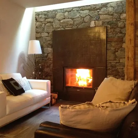 Le Petit Relais Hotel *