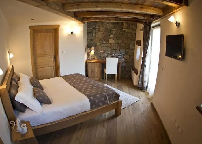 Le Petit Relais Szálloda